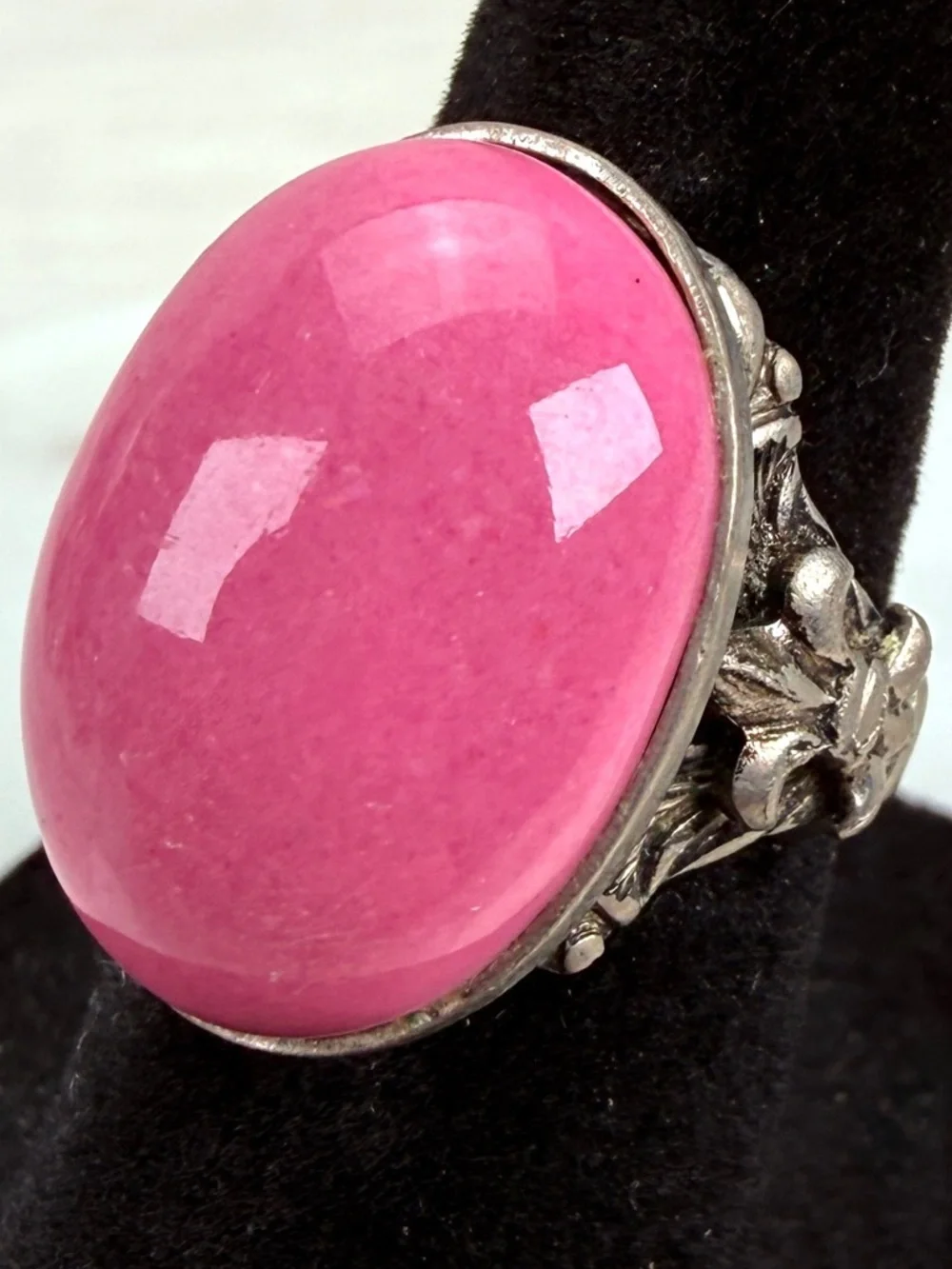 Vintage aged silvertone, pink size 5 adjustable costume ring